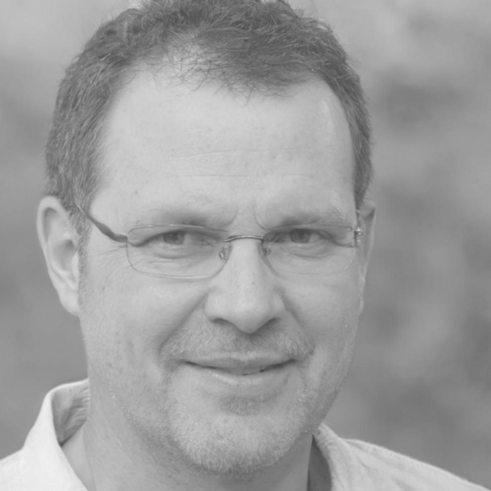 Andreas Müller - Finanzanalyst
